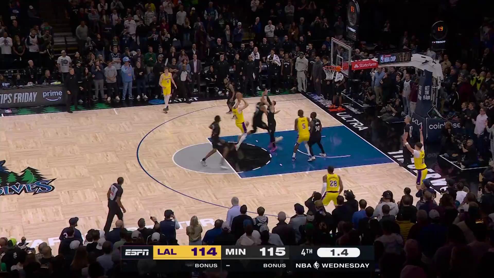 休斯敦火箭关键时刻绝杀压哨,志在NBA季后赛名次提升,压力陡增,医务组通报恢复 休斯敦火箭关键时刻绝杀压哨,志在NBA季后赛名次提升,压力陡增,医务组通报恢复